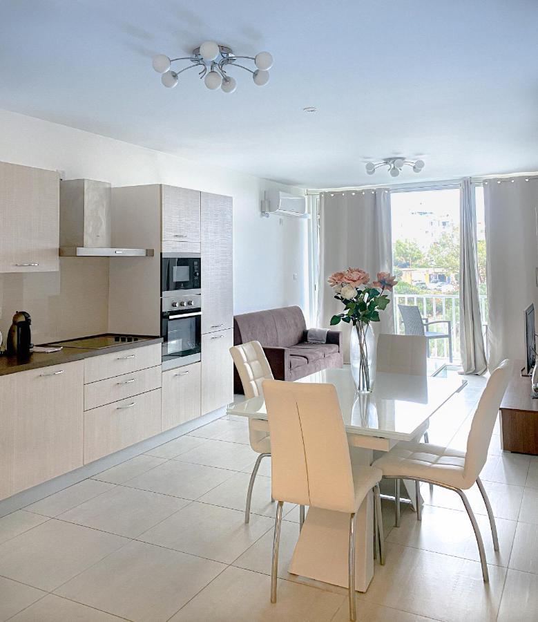 Charming Apartment In The Heart Of St. Julians Сент Джулианс Экстерьер фото